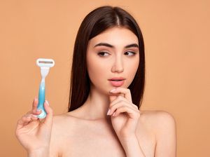 7 Cara Mencukur Bulu Kemaluan yang Baik dan Sehat Tanpa Ribet