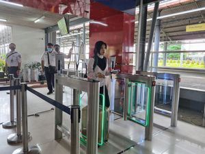 Boarding Tiket KA Stasiun Solo Balapan Pakai Face Recognition, Begini Caranya