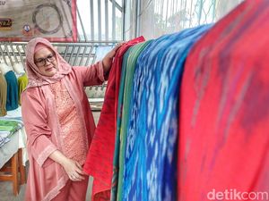 Menuai Harap Sarung Majalaya Kembali Berjaya Menuai Harap Sarung Majalaya Kembali Berjaya