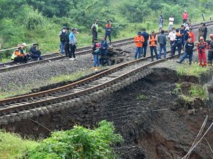 KAI Ganti 1.107 Tiket Penumpang yang Batal Berangkat Imbas Longsor Bogor