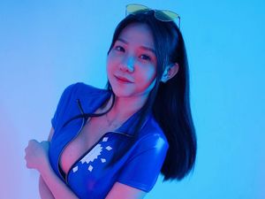 6 Gaya Jena Dammaya Cosplay Jadi Nico Robin, Netizen Puji Tercantik!