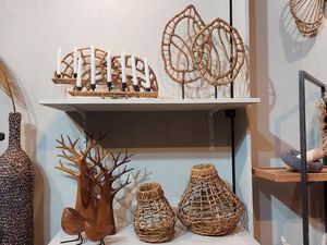 Hiasan dari Pelepah Pisang Tembus AS hingga Eropa, Omzetnya Capai Miliaran