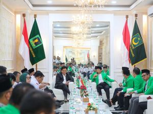 Mardiono Bertemu Yusril, Bahas Partai Islam hingga Capres-Cawapres Mardiono Bertemu Yusril, Bahas Partai Islam hingga Capres-Cawapres