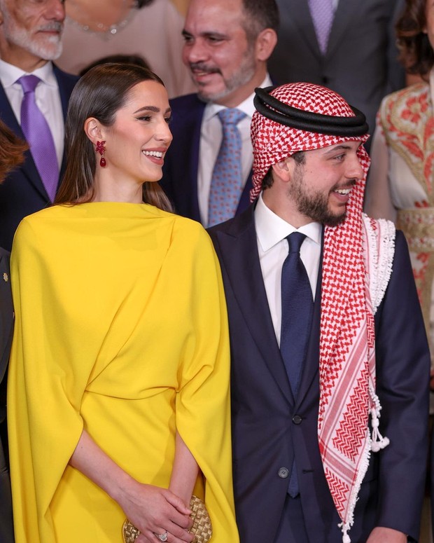 Pangeran Hussein dan Rajwa Al Saif di pernikahan Putri Iman