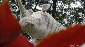 Gagahnya Badak Pensiunan di Balai Kota Bandung