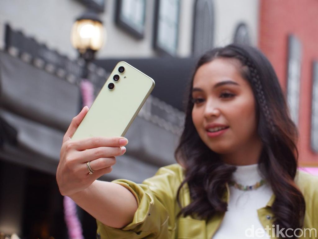 5 Alasan Upgrade HP ke Galaxy A54 5G 5 Alasan Upgrade HP ke Galaxy A54 5G