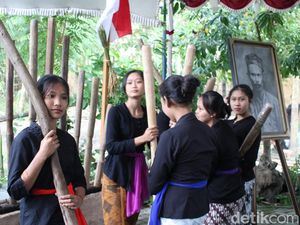 Kenang Perjuangan Samin Surosentiko, Sedulur Sikep Gelar Tradisi Lesungan