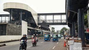 Terus Dikebut, Halte Matraman Baru Akan Terintegrasi dengan Stasiun Matraman