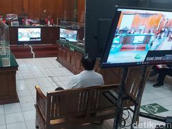 Terdakwa Kanjuruhan Eks Danki Brimob Hasdarmawan Divonis 1,5 Tahun Bui