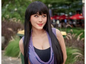 5 Potret Anastasya Khosasih Cosplay Jadi Hinata 5 Potret Anastasya Khosasih Cosplay Jadi Hinata