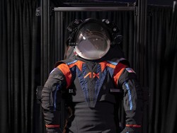 NASA Pamerkan Baju Astronaut Baru untuk Misi ke Bulan