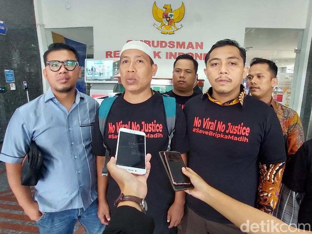 Bripka Madih Ngadu ke Ombudsman Usai Laporan Sengketa Tanah Disetop Polisi Bripka Madih Ngadu ke Ombudsman Usai Laporan Sengketa Tanah Disetop Polisi