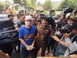 Dipindah ke Lapas Kediri, Ferry Irawan Ditahan Selama 20 Hari