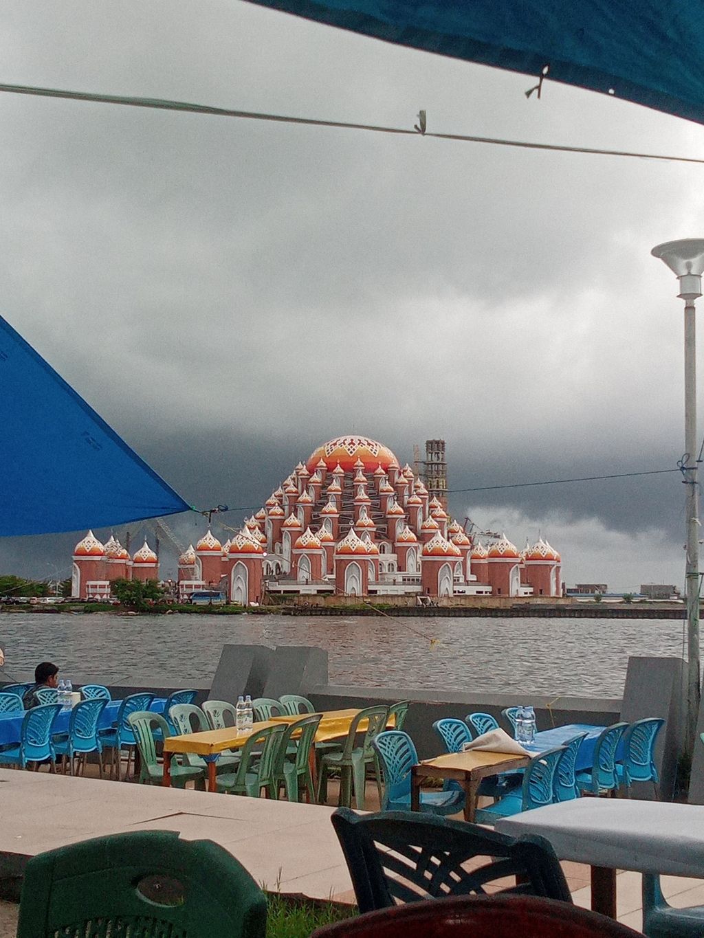 Getok harga di Pantai Losari