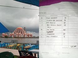 Duh! Wanita Ini Ngaku Kena Getok Harga saat Makan di Pantai Losari