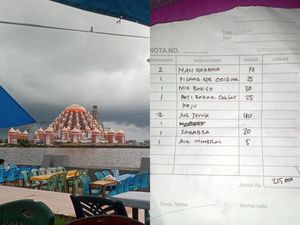 Daftar Harga Tak Masuk Akal di Losari: Bakso Rp 30 Ribu-Jus Jeruk Rp 20 Ribu Daftar Harga Tak Masuk Akal di Losari: Bakso Rp 30 Ribu-Jus Jeruk Rp 20 Ribu