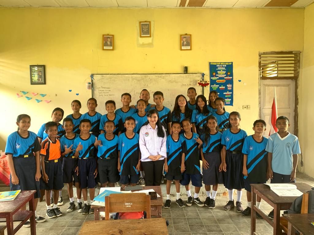 Cerita Maria Debora, Menghadapi Lika-liku Menjadi Guru untuk Anak-anak di Kepulauan RI
