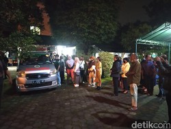 Jenazah Nomo Koeswoyo Dibawa ke Jakarta, Dimakamkan di TPU Jeruk Purut