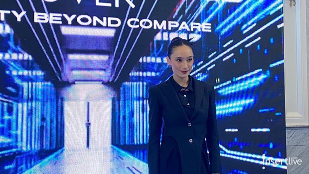 Make Over Beauty Beyond Compare