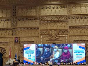 Jadi Profesor Unesa, Putri Maruf Amin: Semoga Jadi Kado Terindah untuk Abah