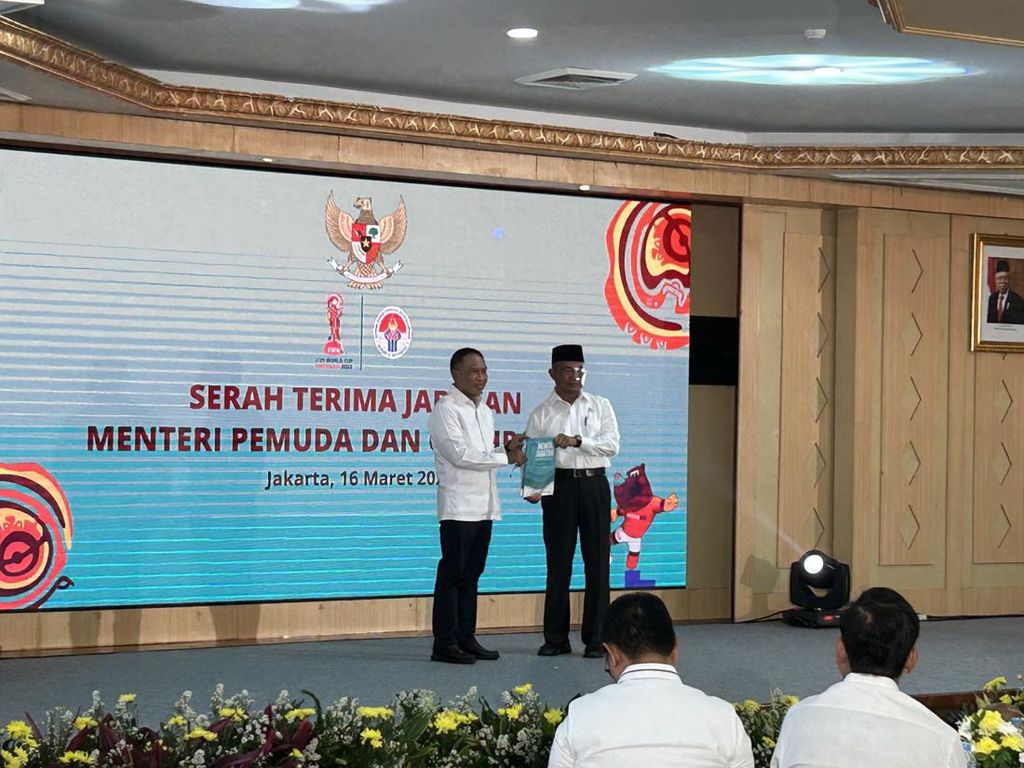 Serah-Terima Jabatan, Muhadjir Effendy Resmi Jadi Plt Menpora Serah-Terima Jabatan, Muhadjir Effendy Resmi Jadi Plt Menpora