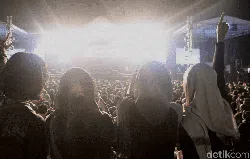 Nidji hingga The Changcuters Bikin #DemiIndonesia di UNS Pecah....