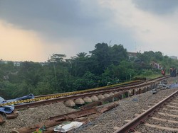 DJKA Perkuat Dinding Tanah Jalur Kereta Api yang Longsor di Empang Bogor