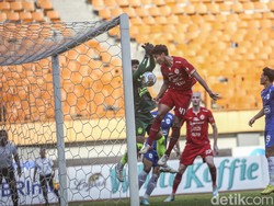 PSIS tetap di peringkat ke-11 dengan 35 angka.  