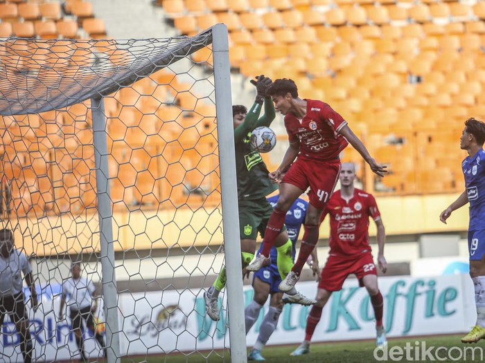 Persija mengamankan 3 poin penuh usai kalahkan PSIS di Stadion Wibawa Mukti, Cikarang, Kamis (16/3/2023).