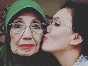 Oneng Sedih, Emak Meninggal Dunia Oneng Sedih, Emak Meninggal Dunia