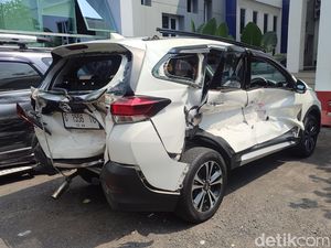 Kecelakaan Beruntun di Tol Krapyak Semarang: 2 Tewas, 2 Dirawat di RS