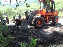 Akhir Cerita Tanah Bergoyang Isi Lumpur di Lumajang, Dikeruk Lalu Diuruk
