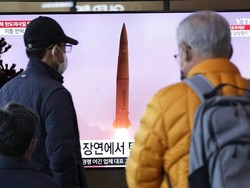 Presiden Korsel ke Jepang, Korut Tembakkan Rudal Balistik Antarbenua