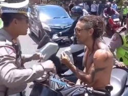 Terpopuler: Bule AS Enggak Pakai Helm, Ngamuk Disetop Polisi