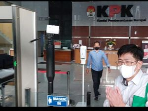 Pejabat Pajak Wahono Saputro Kembali Bungkam Usai Diperiksa KPK 8 Jam