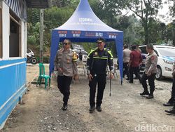 Polisi Cek Kesiapan Jalur Alternatif Salawu-Garut untuk Mudik Lebaran