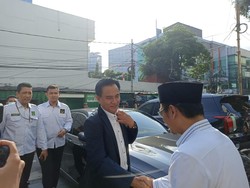 Ketum PBB Yusril Ihza Mahendra Sambangi Markas PKB di Jakpus