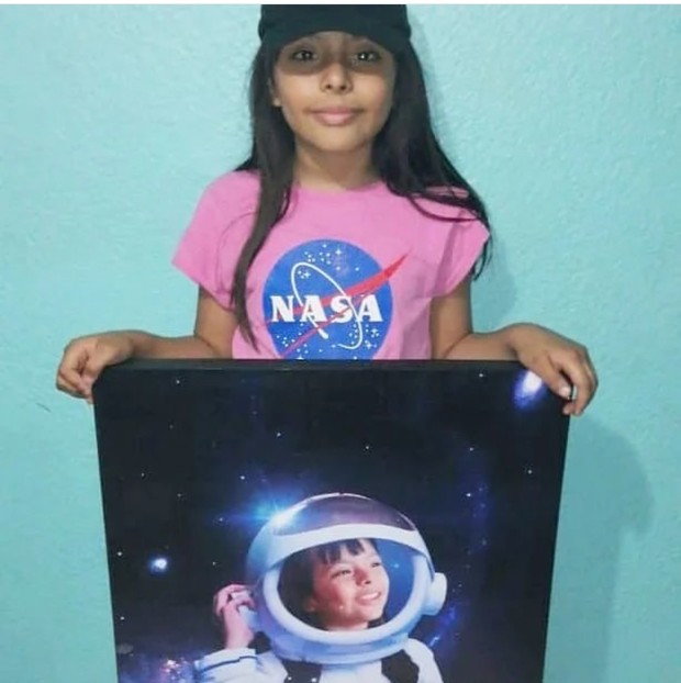 Adhara Pérez bercita-cita menjadi seorang astronot NASA/Foto: Instagram/adhara.maite.perez.sanchez Kisah Adhara Pérez, gadis 11 tahun pengidap autisme dengan IQ 162
