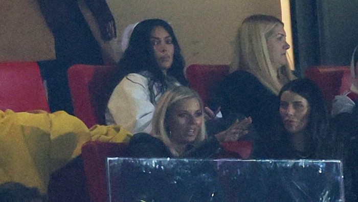 Arsenal, Kim Kardashian Soccer Football - Europa League - Round of 16 - Second Leg - Arsenal v Sporting CP - Emirates Stadium, London, Britain - March 16, 2023 Kim Kardashian is seen in the stands REUTERS/David Klein