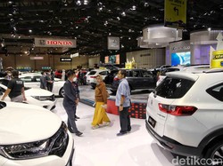 Merek Mobil Terlaris Maret 2023: Toyota di Puncak, Chery Mulai Salip Nissan-KIA