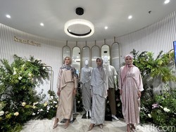 Kami. Rilis Koleksi Baju Lebaran Sarimbit Keluarga Nuansa Pastel