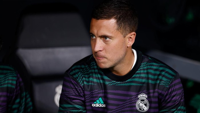 MADRID, SPAIN - MARCH 15: Eden Hazard of Real Madrid looks on during the UEFA Champions League, Round of 16, football match played between Real Madrid and Liverpool FC at Santiago Bernabeu stadium on March 15, 2023, in Madrid, Spain. (Photo By Oscar J. Barroso/Europa Press via Getty Images)