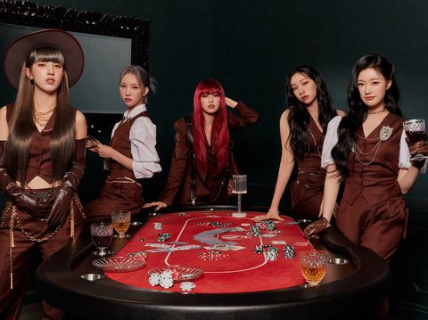 Girl group PIXY Girl group PIXY untuk comeback Chosen KARMA (2023).