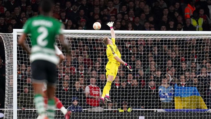 Gol Pedro Goncalves Arsenal goalkeeper Aaron Ramsdale fails to save Sporting Lisbon's Pedro Goncalves goal during the UEFA Europa League round of sixteen, second leg match at the Emirates Stadium, London. Picture date: Thursday March 16, 2023. (Photo by John Walton/PA Images via Getty Images)