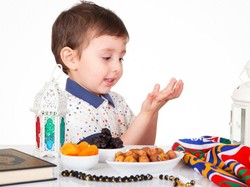 4 Tips agar Si Kecil Tetap Sehat dan Kuat Saat Berpuasa