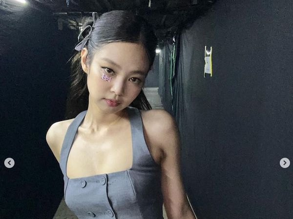8 Gaya Jennie BLACKPINK Curhat Kepanasan Saat Konser di Jakarta
