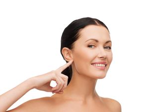 Cara Membersihkan Telinga dengan Mudah dan Aman, Jangan Dikorek Cara Membersihkan Telinga dengan Mudah dan Aman, Jangan Dikorek