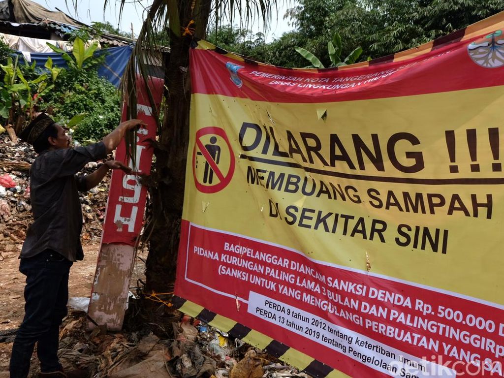 TPS Ilegal Pondok Cabe Udik Ditutup, Warga Senang dan Plong