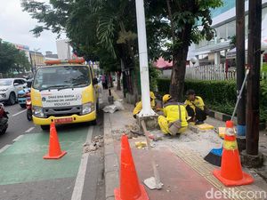 Warga Harap Perbaikan Guiding Block Jl Dewi Sartika Tak Setengah-setengah Warga Harap Perbaikan Guiding Block Jl Dewi Sartika Tak Setengah-setengah