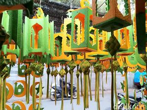 Omzet Penjual Pernak-pernik Ramadhan di Medan Meningkat